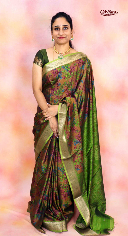 DC209 | Maheshwari Silk Saree with Elegant Floral Print