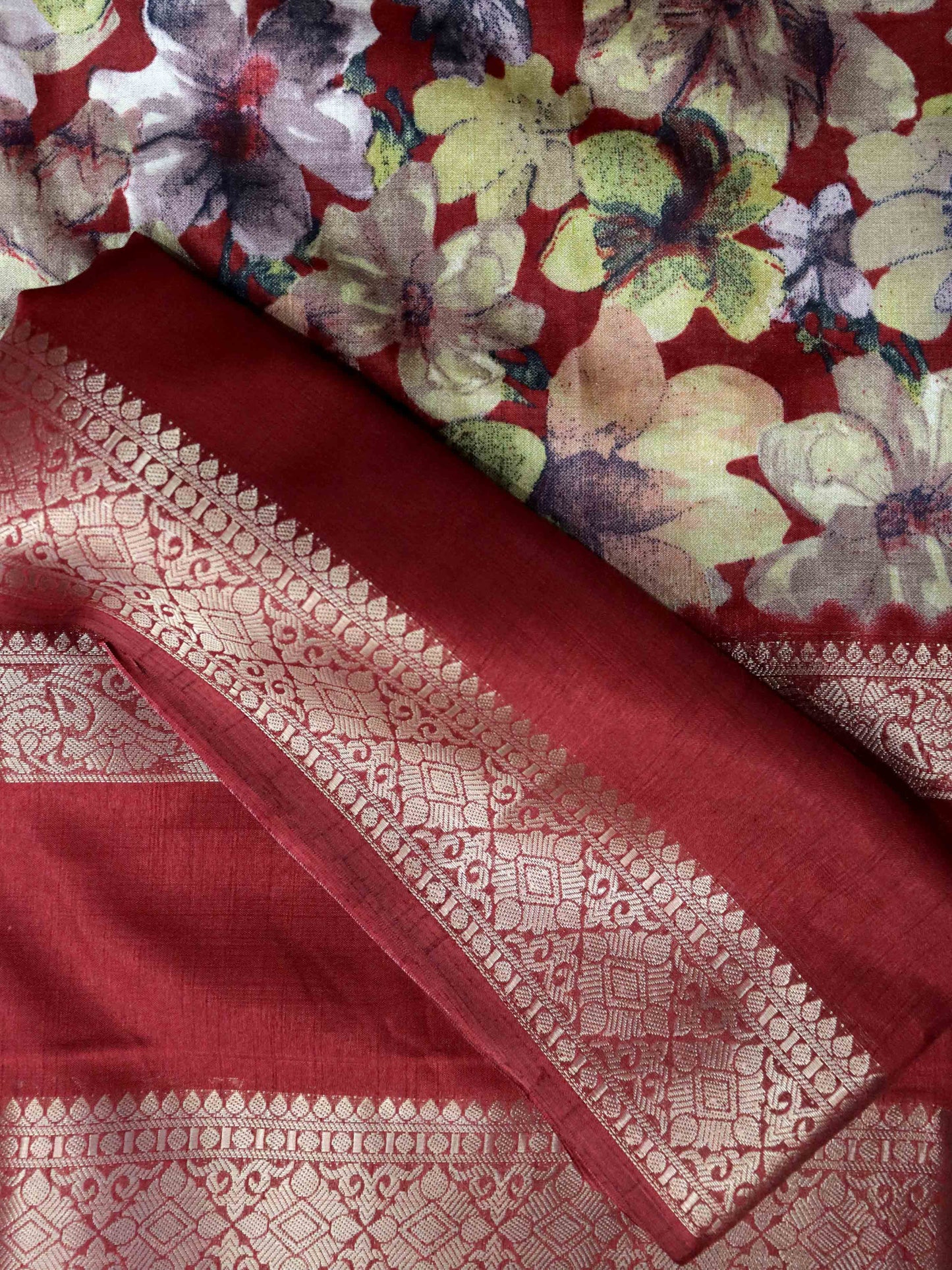 Red Colour Fancy Silk Saree With Jacquard Gap Border and Beautiful Floral Print