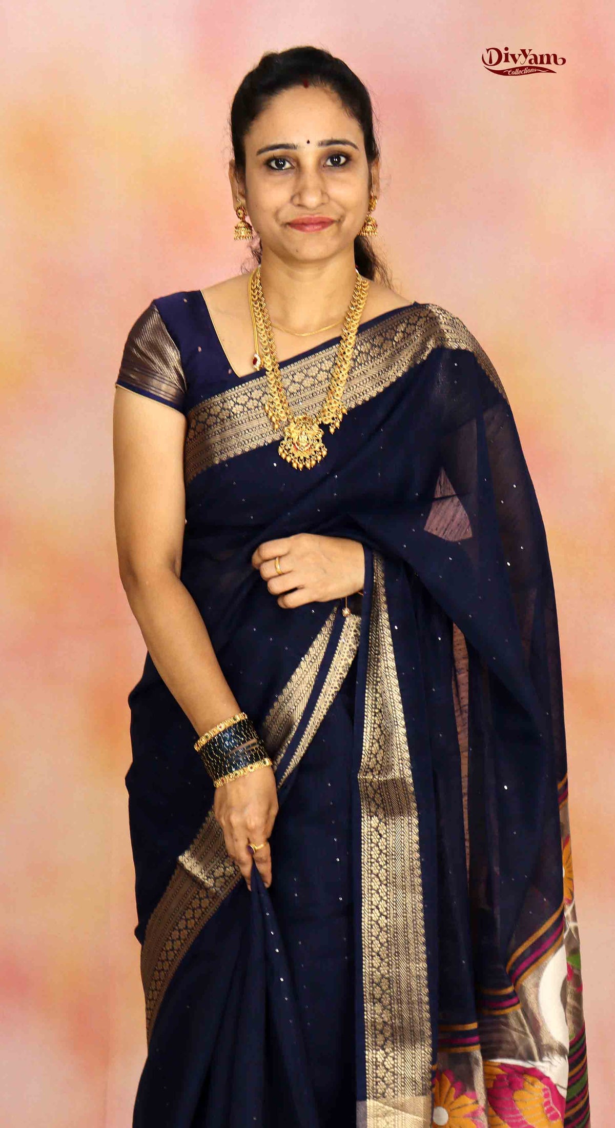 DC325 | Linen Jamdani Saree with Meenakari Paithani-Inspired Design