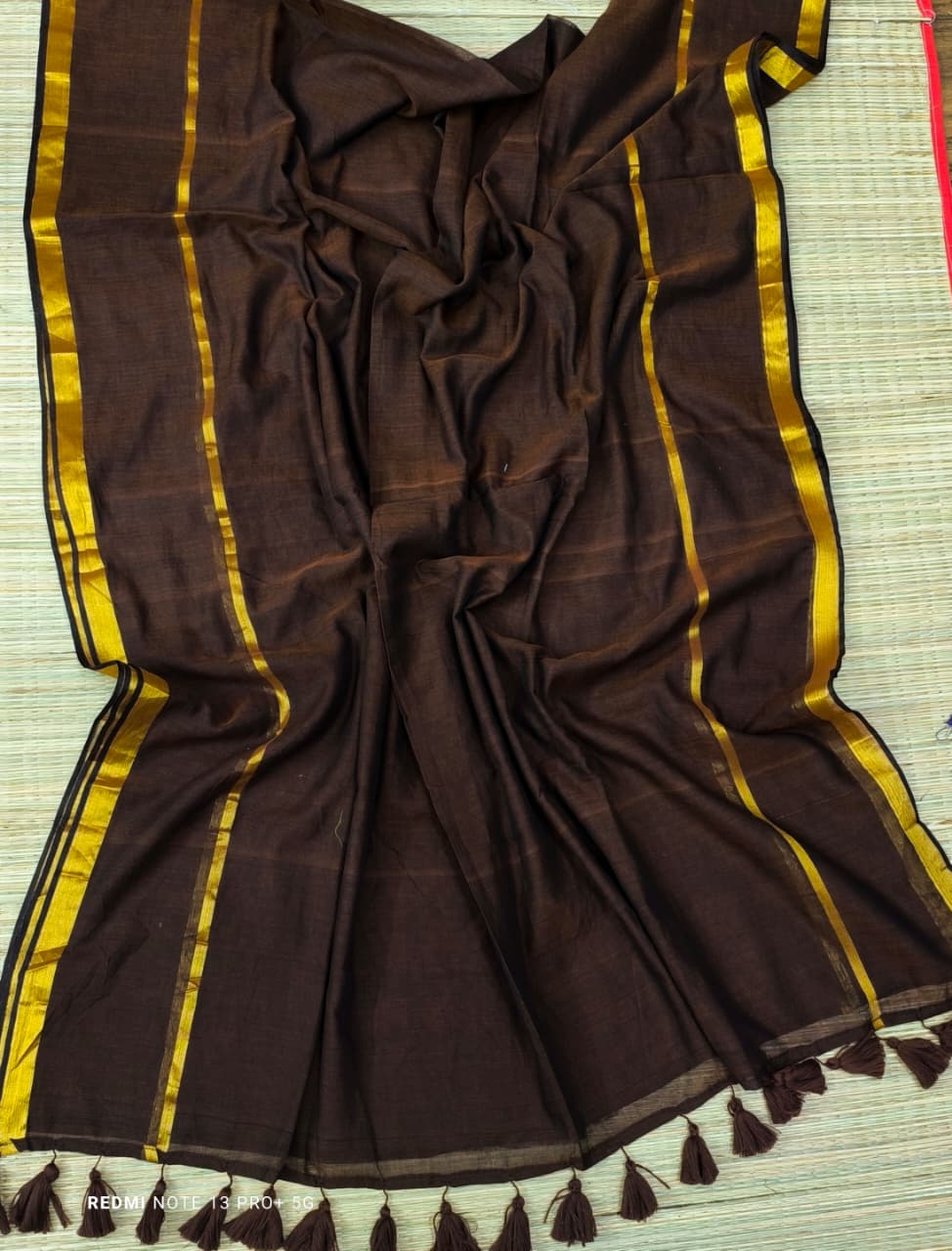 DC185 | Pure Soft Mul 120 count Cotton Plain Saree with Premium Gape Border and tussels