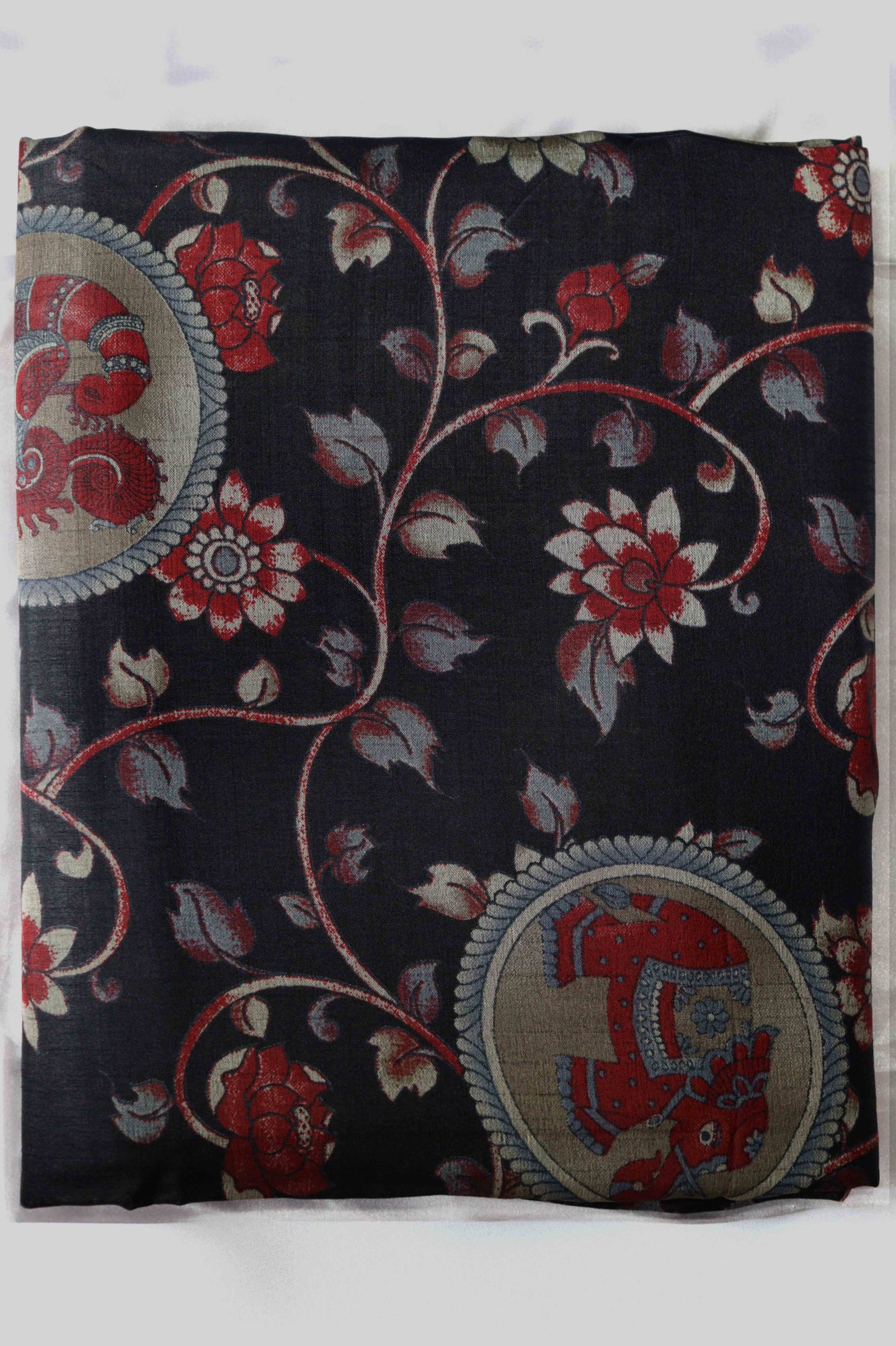 II Maheshwari Silk Saree with Narayana Pattu Border – Black with Red Border