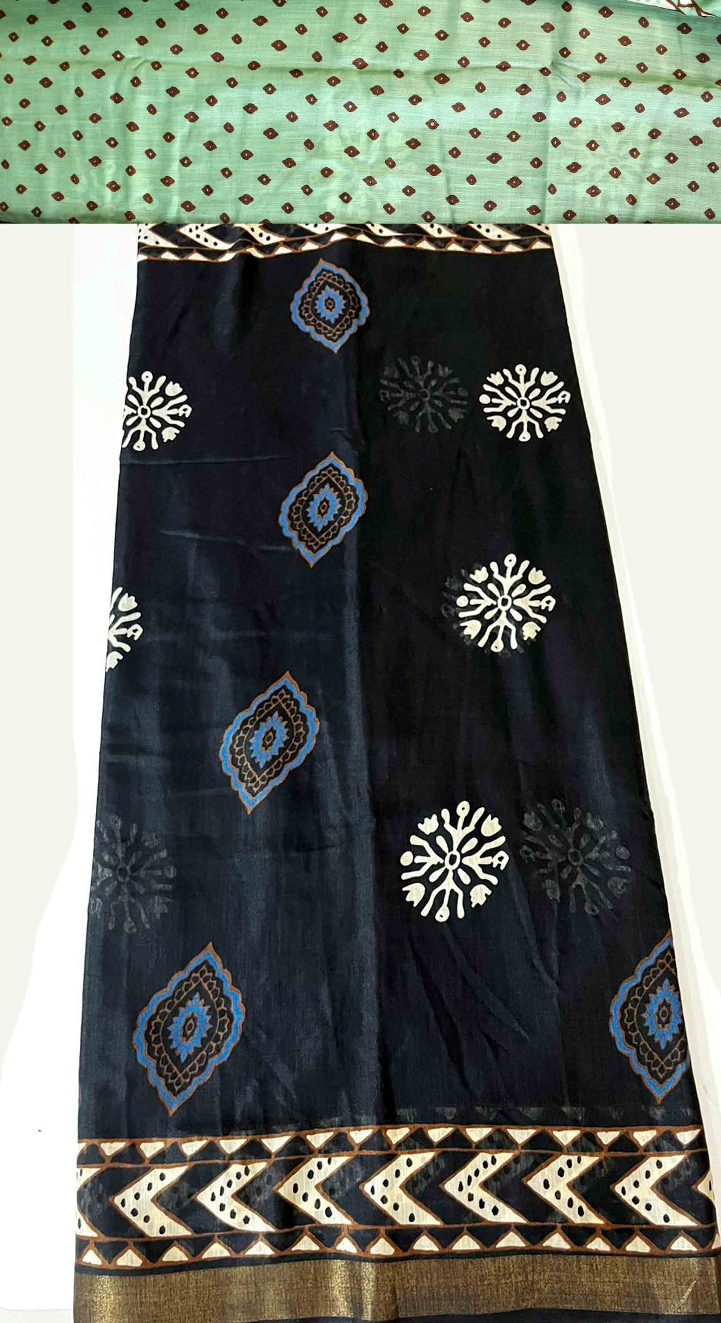 DC190 | Cotton Silk Blend Shibori Style Saree with Bandini Print Blouse