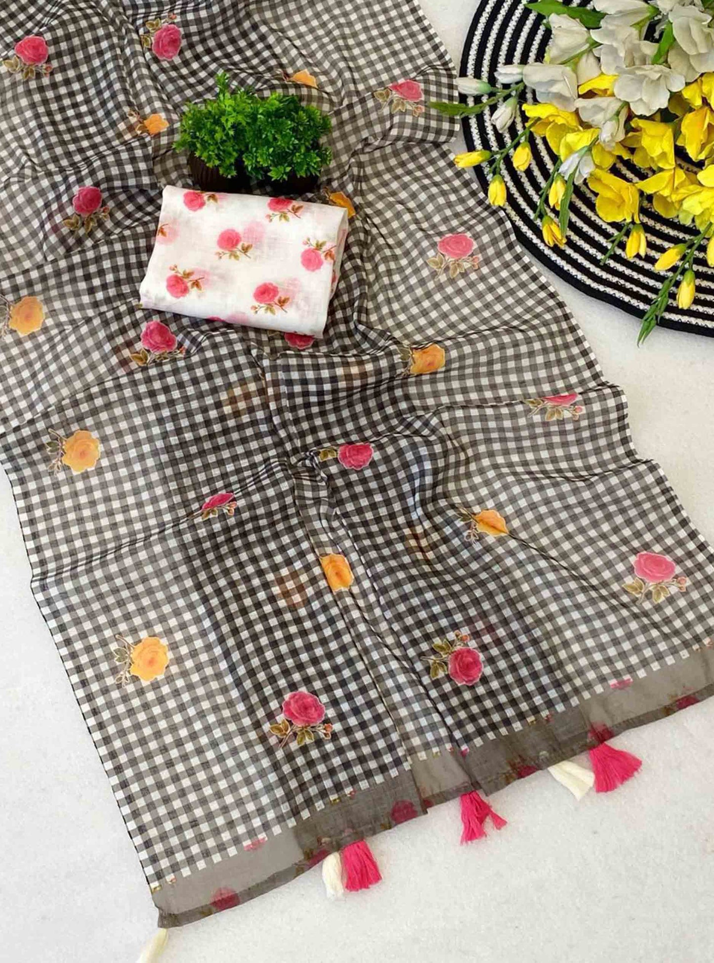 DC178 | Jute Linen Checks Saree with Floral Motifs & Printed White Blouse | Trending Collection