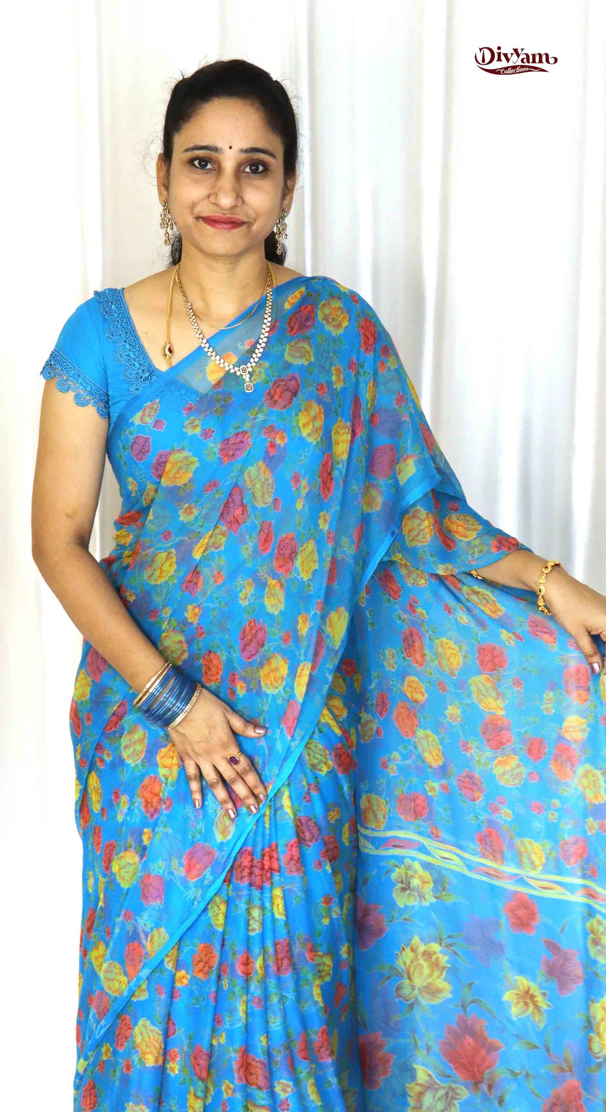 DC293 | Lightweight Original Chiffon Saree with Floral Design & Running Blouse