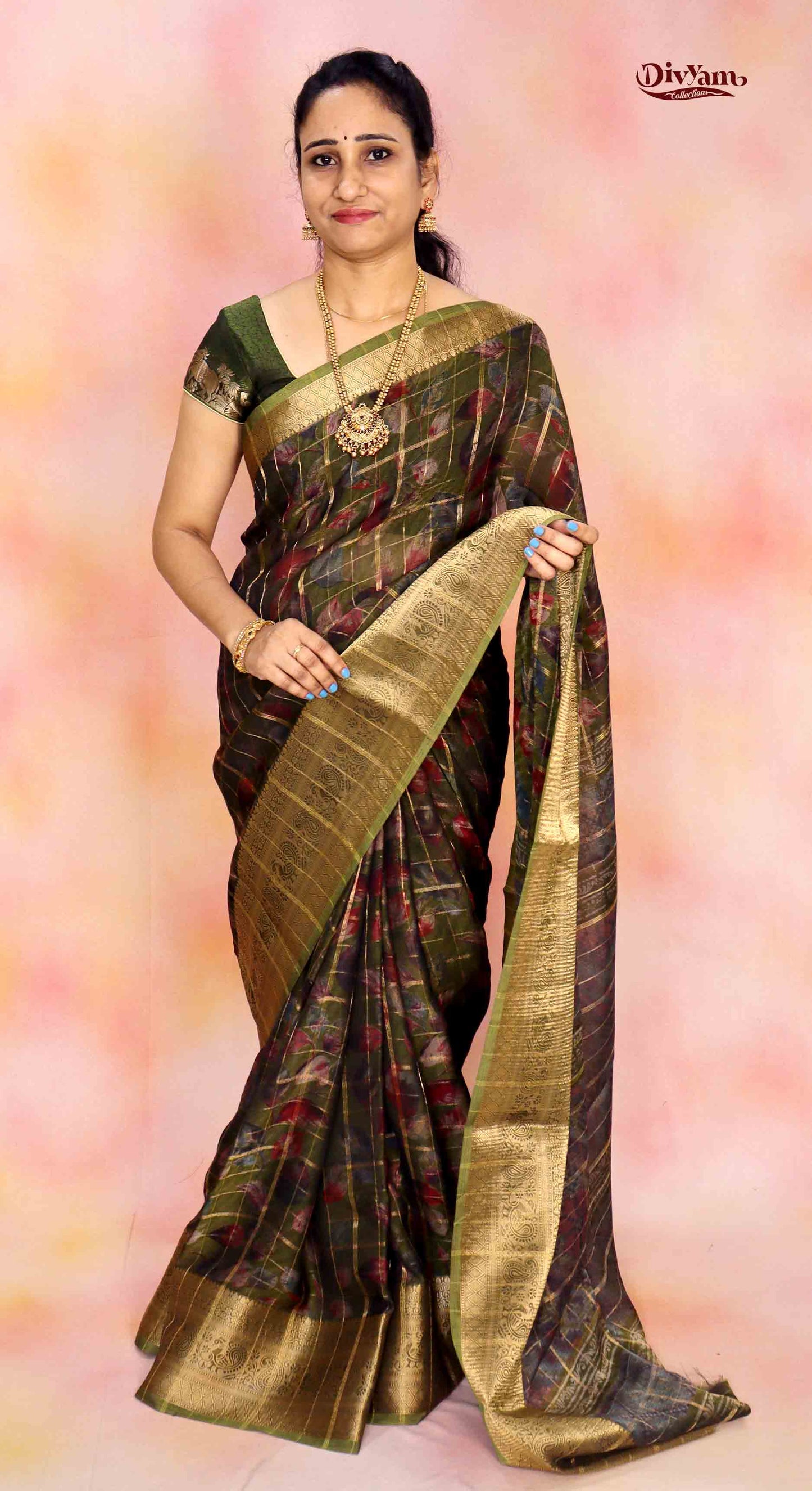 DC245 | Premium Viscose Georgette Saree with Zari Checks & Grand Border