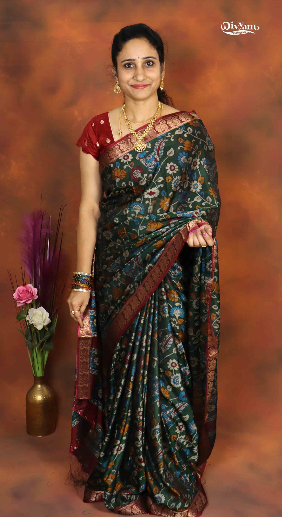 DC314 | Maheshwari Silk Saree with Kalamkari Floral Print & Running Blouse