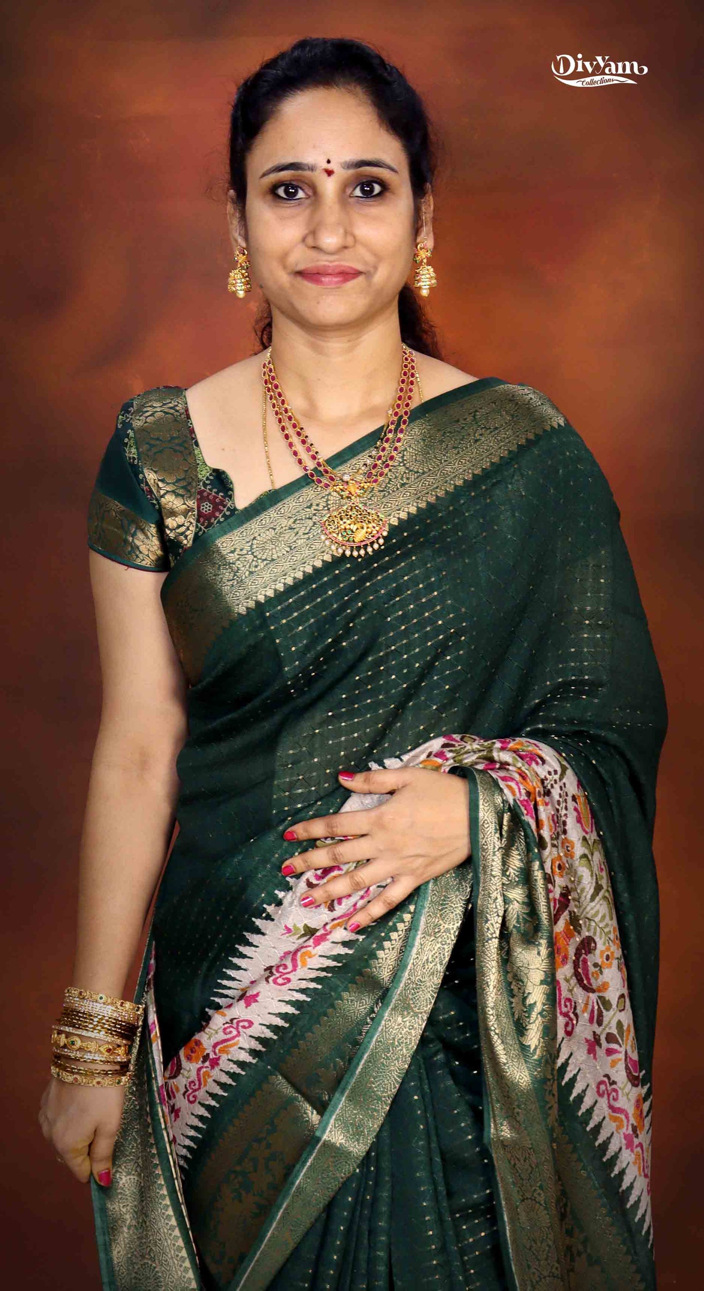 DC271 | Pattu Look Soft Silk Saree with Zari Dots & Floral Border