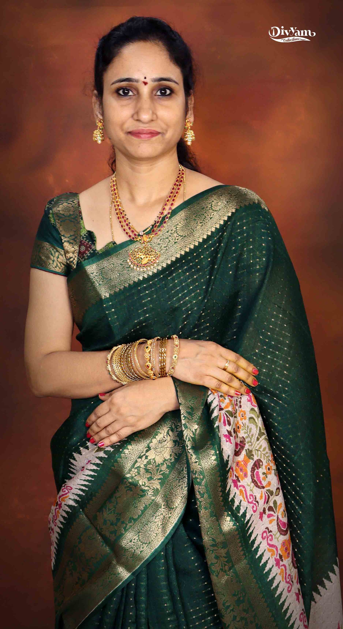 DC271 | Pattu Look Soft Silk Saree with Zari Dots & Floral Border