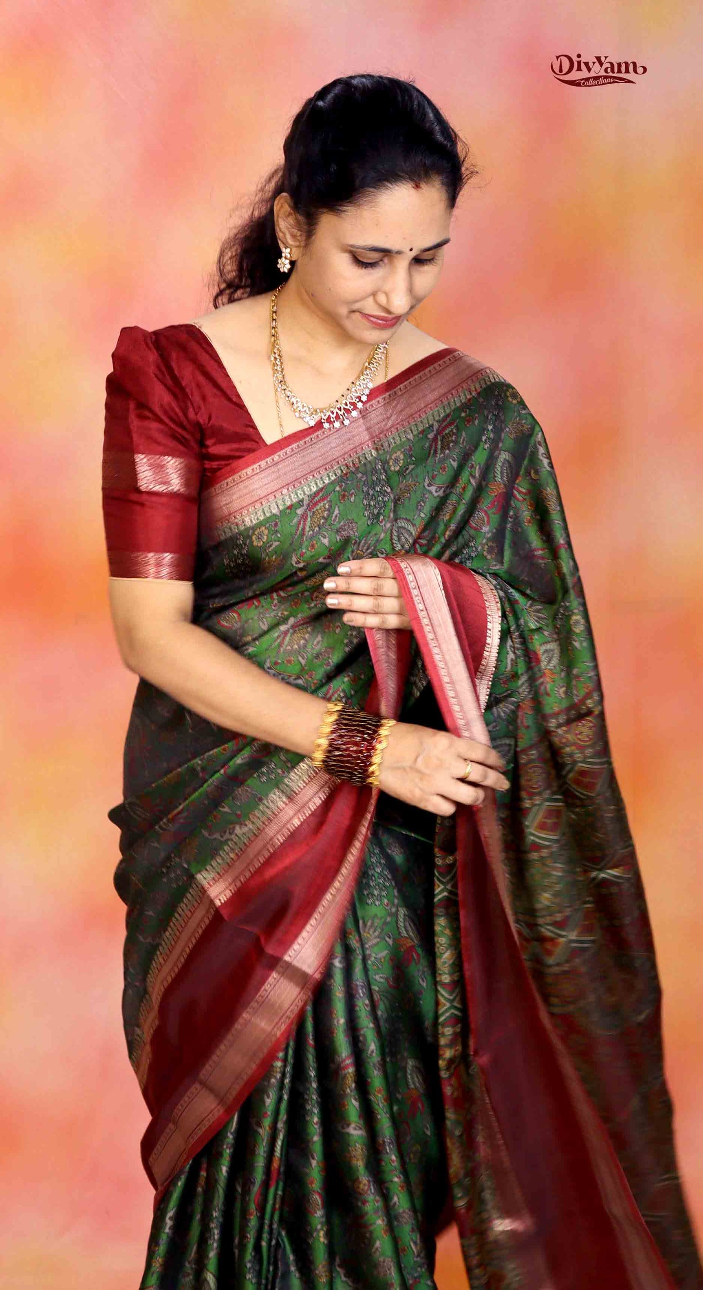 DC266 | Maheshwari Silk Saree with Kalamkari Design & Gap Border
