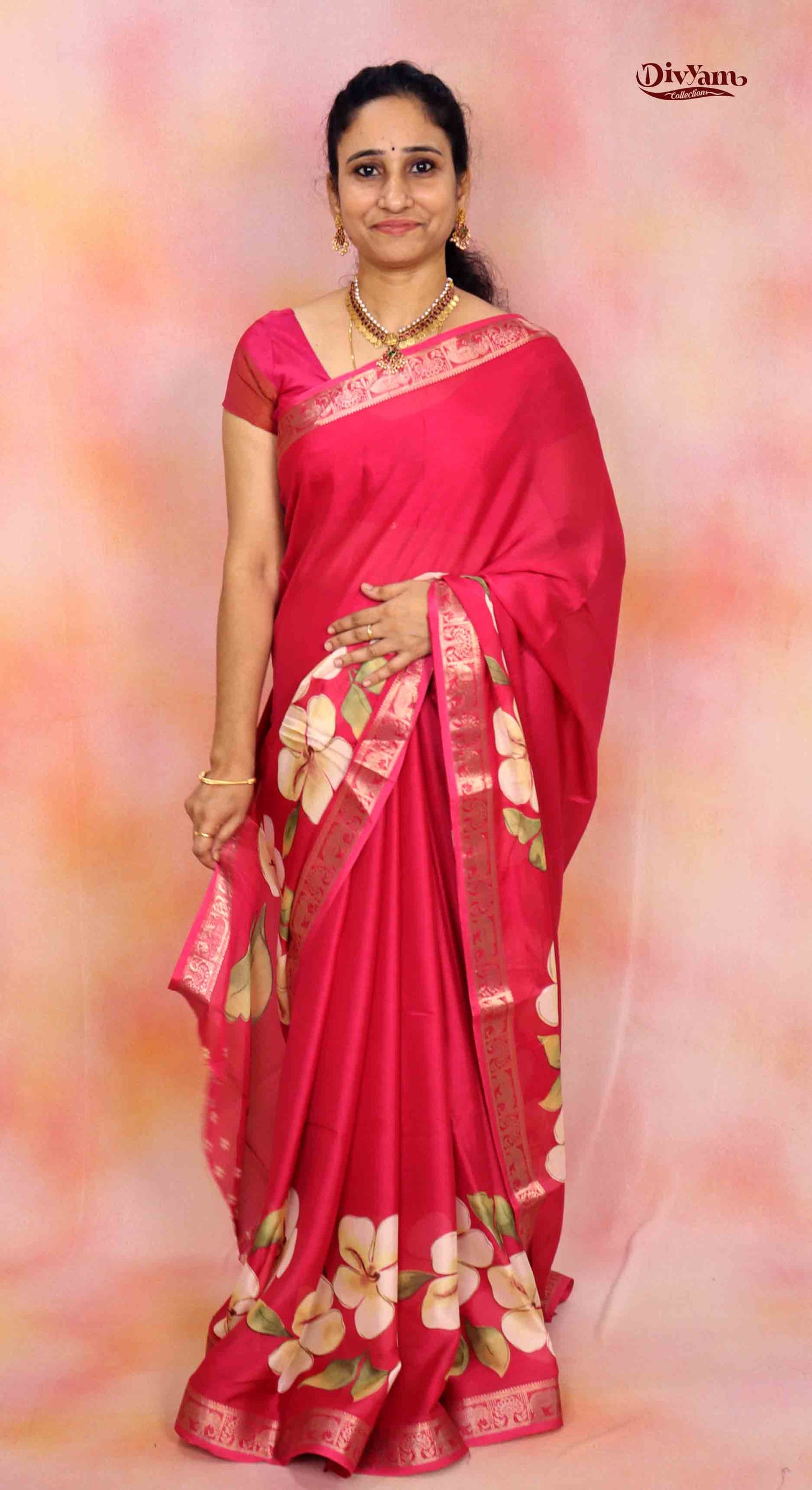 DC233 | Crepe Silk Saree with Mangalagiri Floral Digital Print & Piping Zari Border