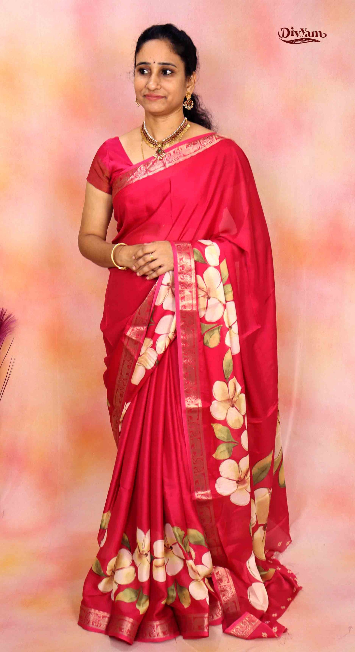 DC233 | Crepe Silk Saree with Mangalagiri Floral Digital Print & Piping Zari Border
