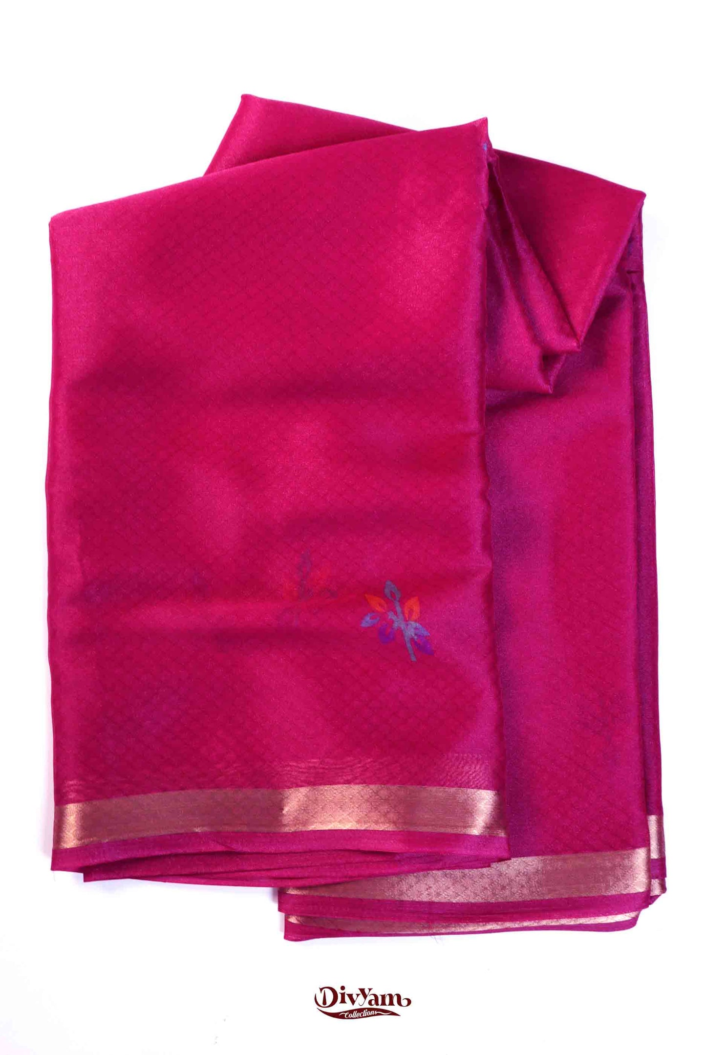 DC207 | Glass Silk Saree with Floral Motifs & Leaf Pallu Design