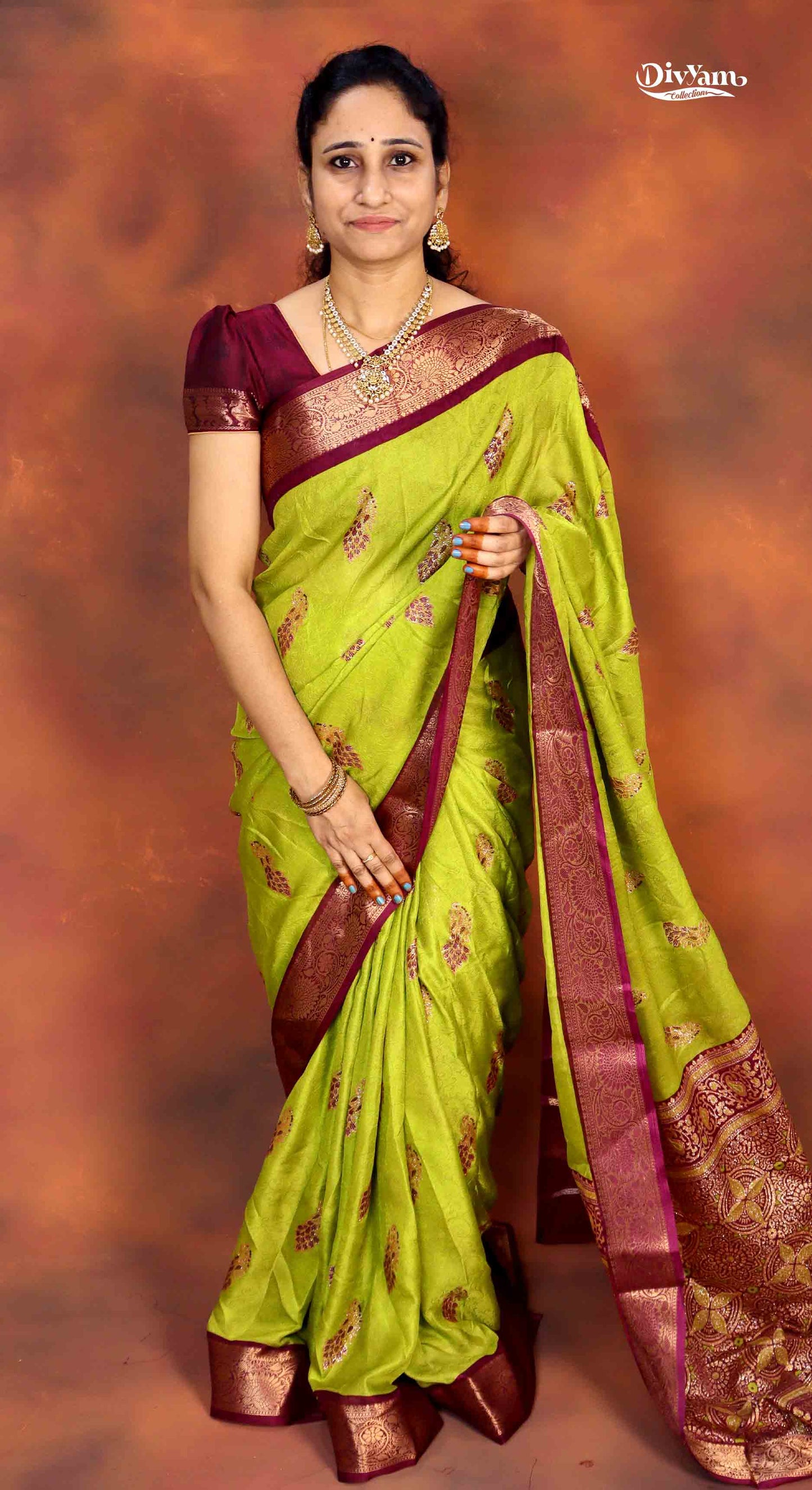 DC249 | Marshmallow Soft Silk Saree – Single Colour Elegance