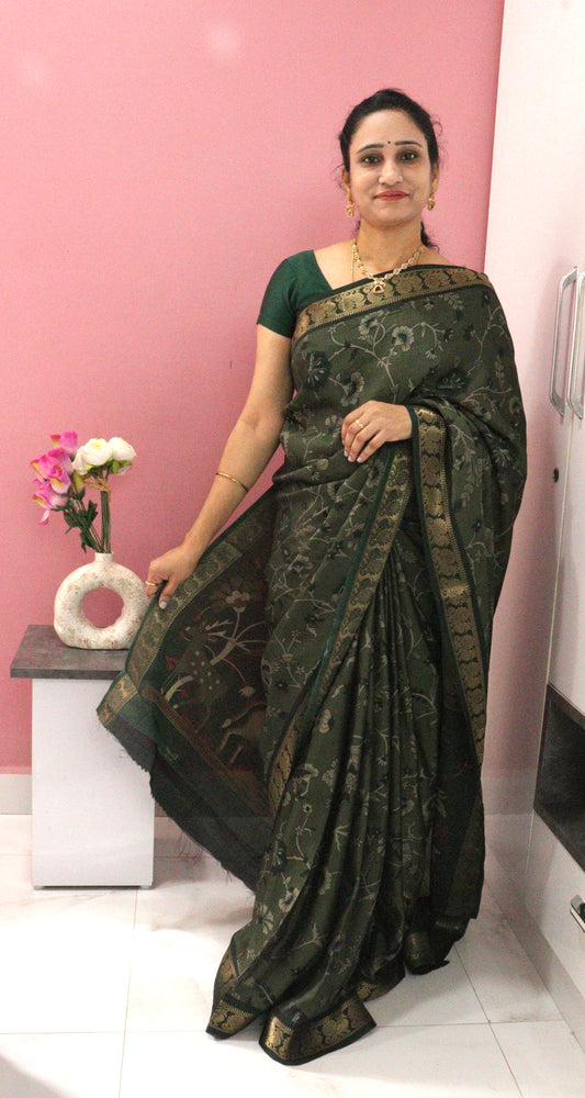DCMS39 Olive Green Maheshwari Silk Sarees with Narayanapattu Border & Kalamkari Print
