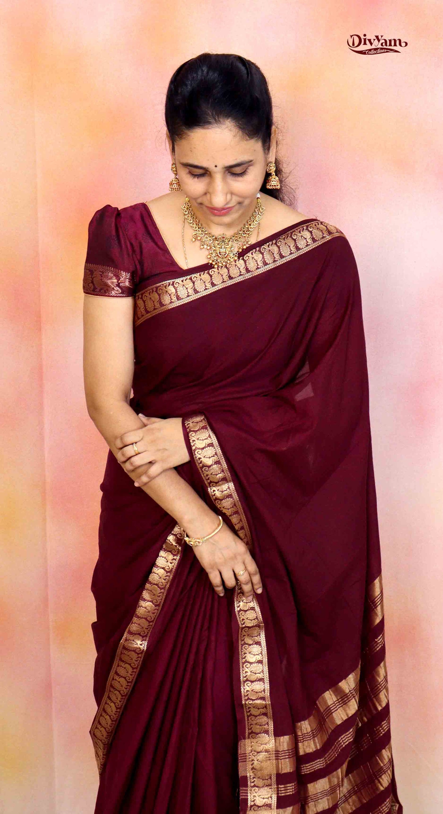 DC194 | Mysore Crepe Silk Saree with Rich Jari Border & Woven Pallu