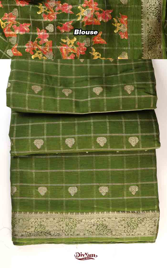 DC310 | Chinnon Crepe Saree with Traditional Jari Checks