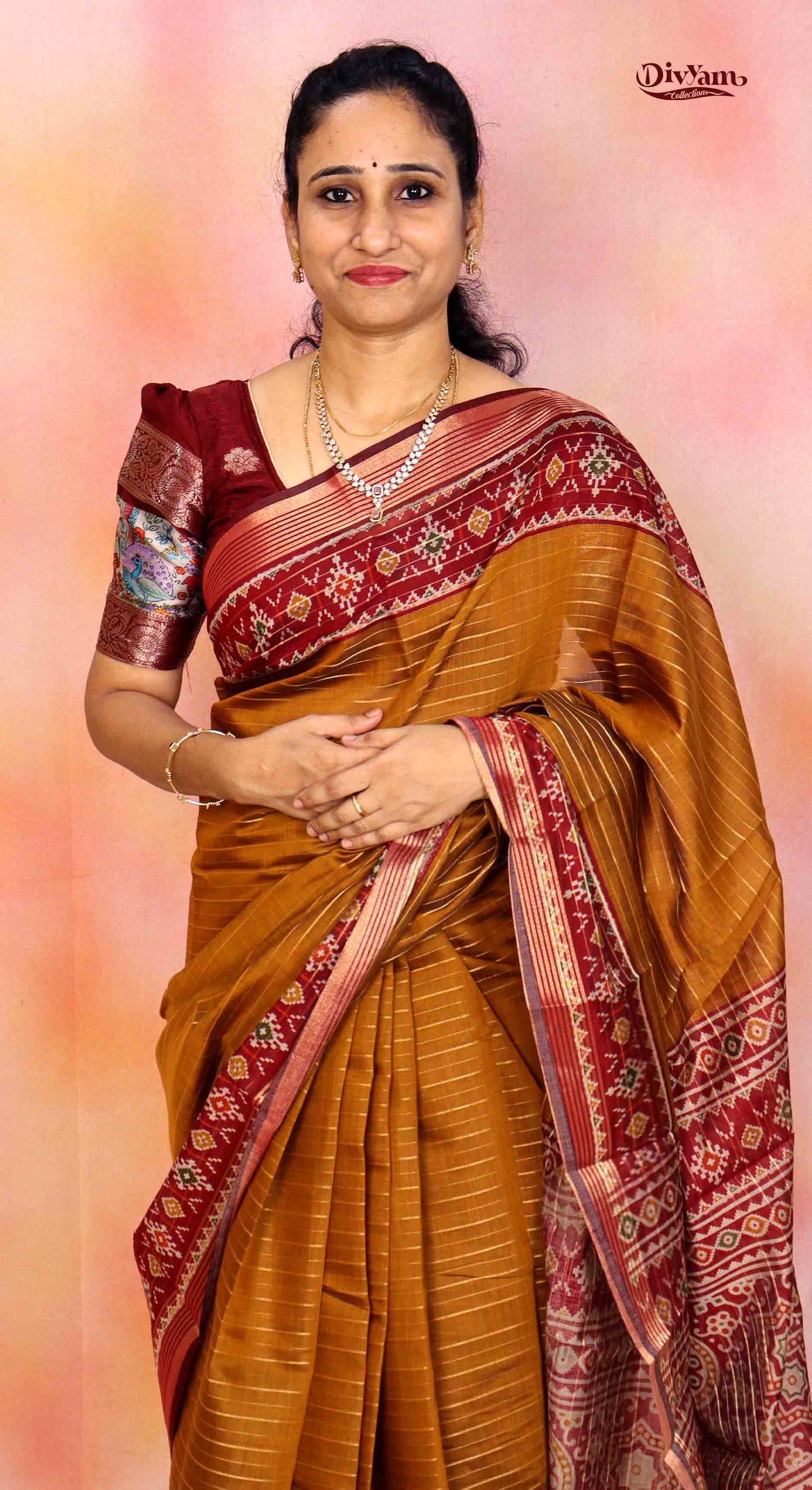 DC228 | Mangalagiri Silk Saree with Zari Lines & Ikat Patola Border