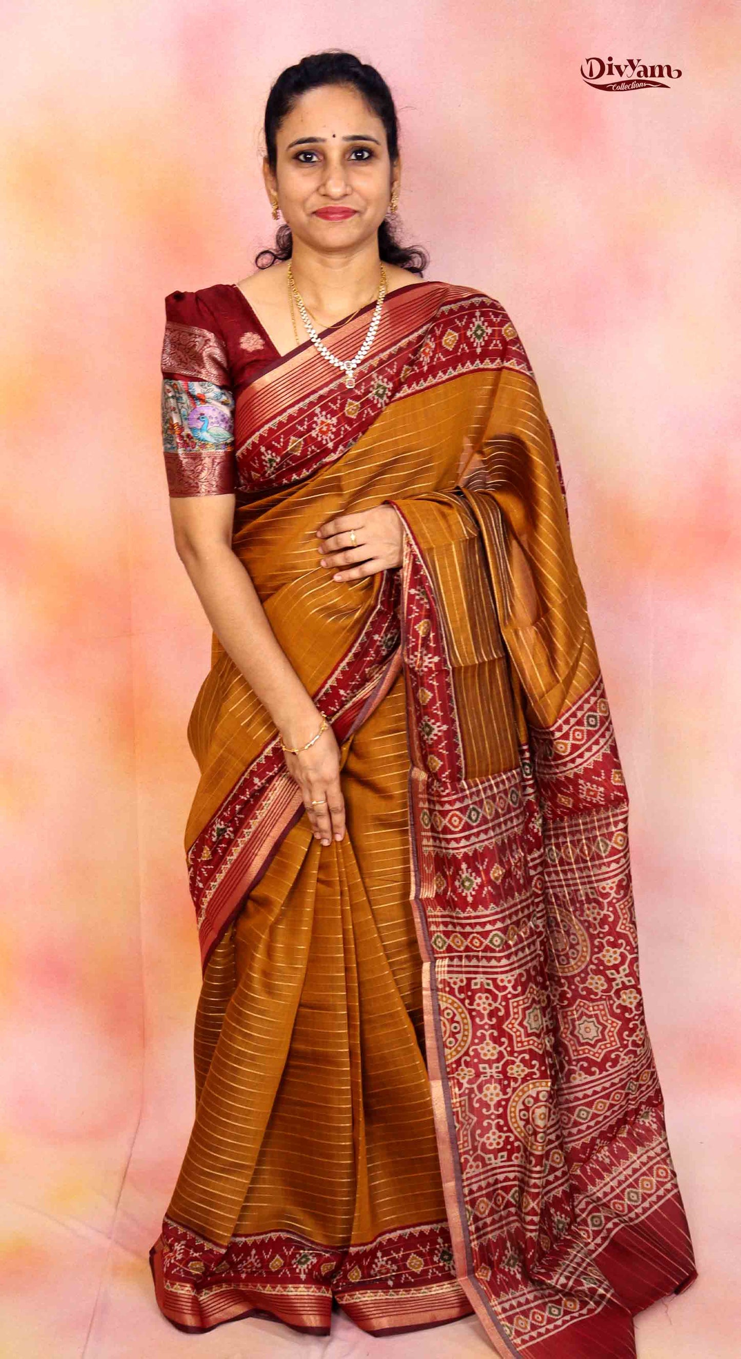 DC228 | Mangalagiri Silk Saree with Zari Lines & Ikat Patola Border