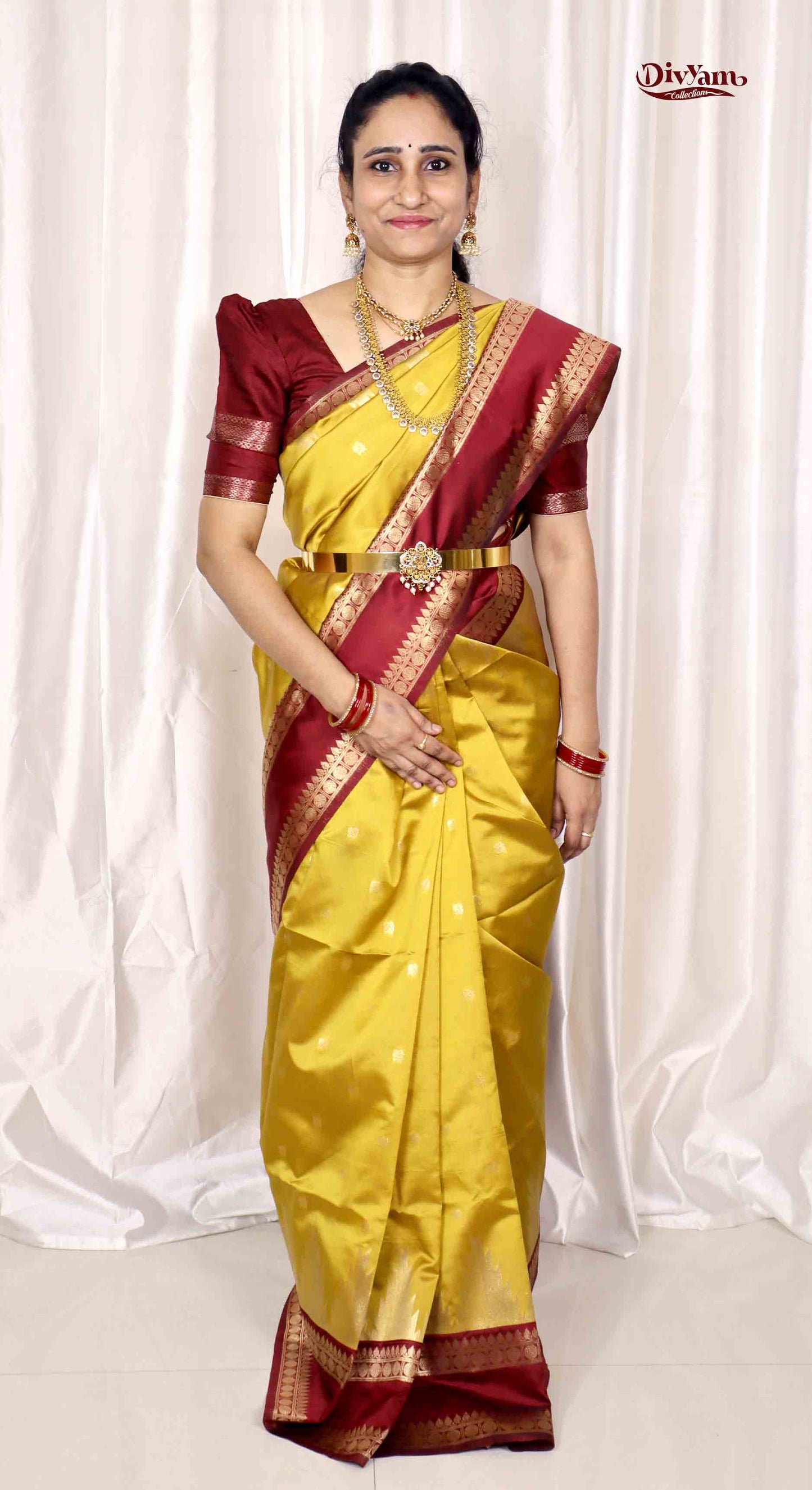 DC175 | Semi Kanchipattu Saree with Temple Ghadwal Style Border | Contrast Traditional Weave