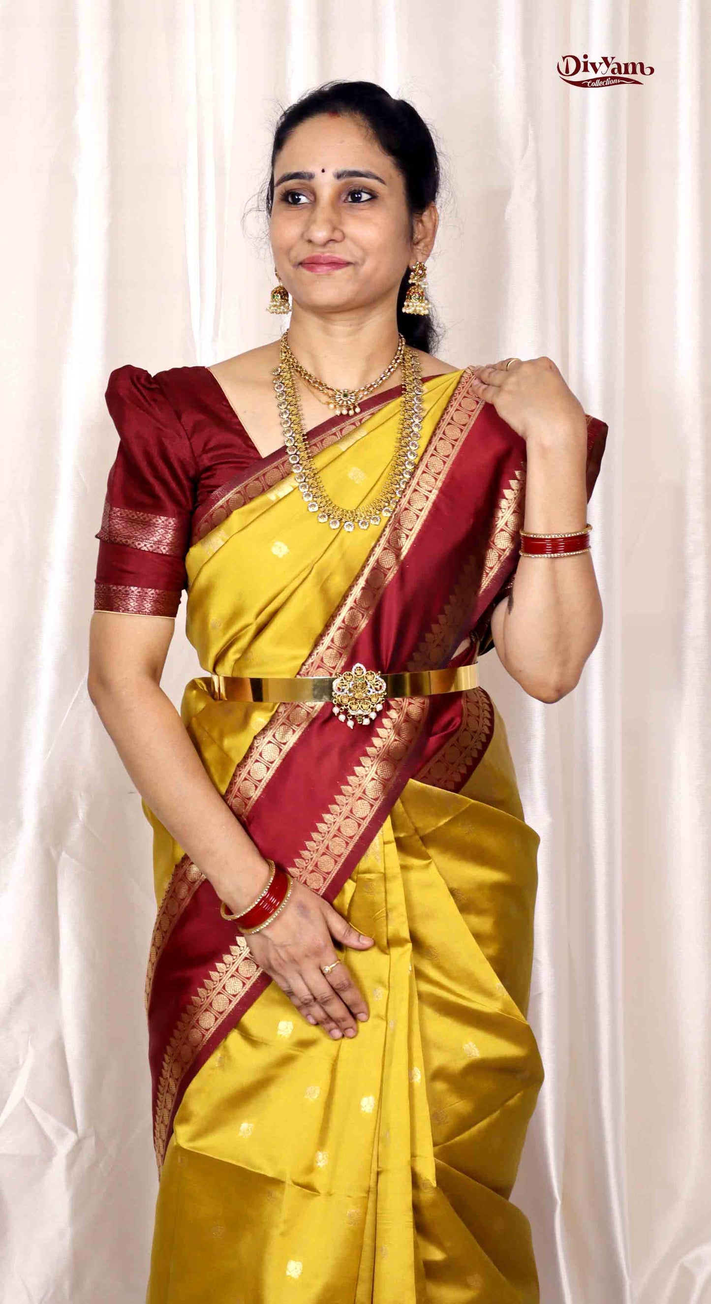 DC175 | Semi Kanchipattu Saree with Temple Ghadwal Style Border | Contrast Traditional Weave