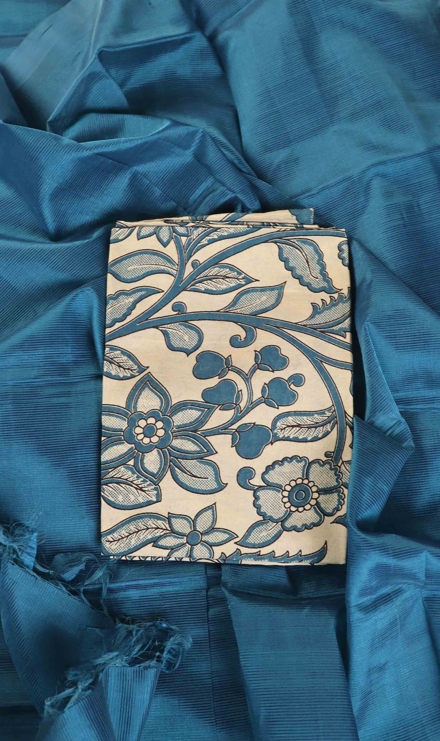 Pure Handloom Saree with Extra Kalamkari Blouse | Premium Handwoven Saree | DC243