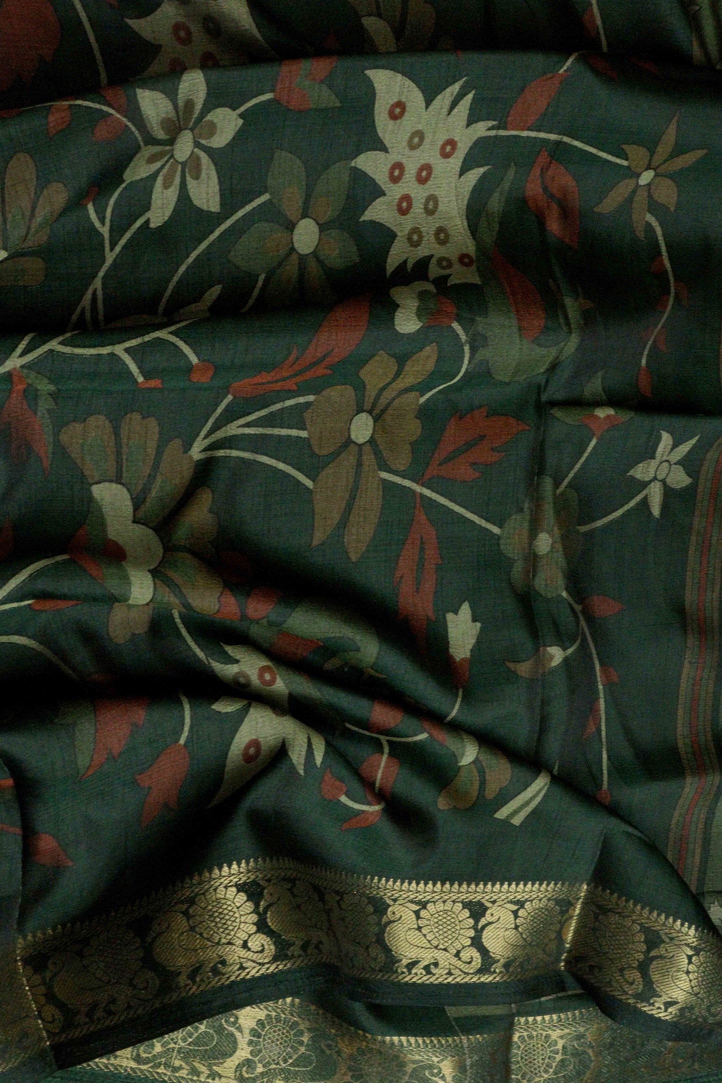 DCMS39 Olive Green Maheshwari Silk Sarees with Narayanapattu Border & Kalamkari Print