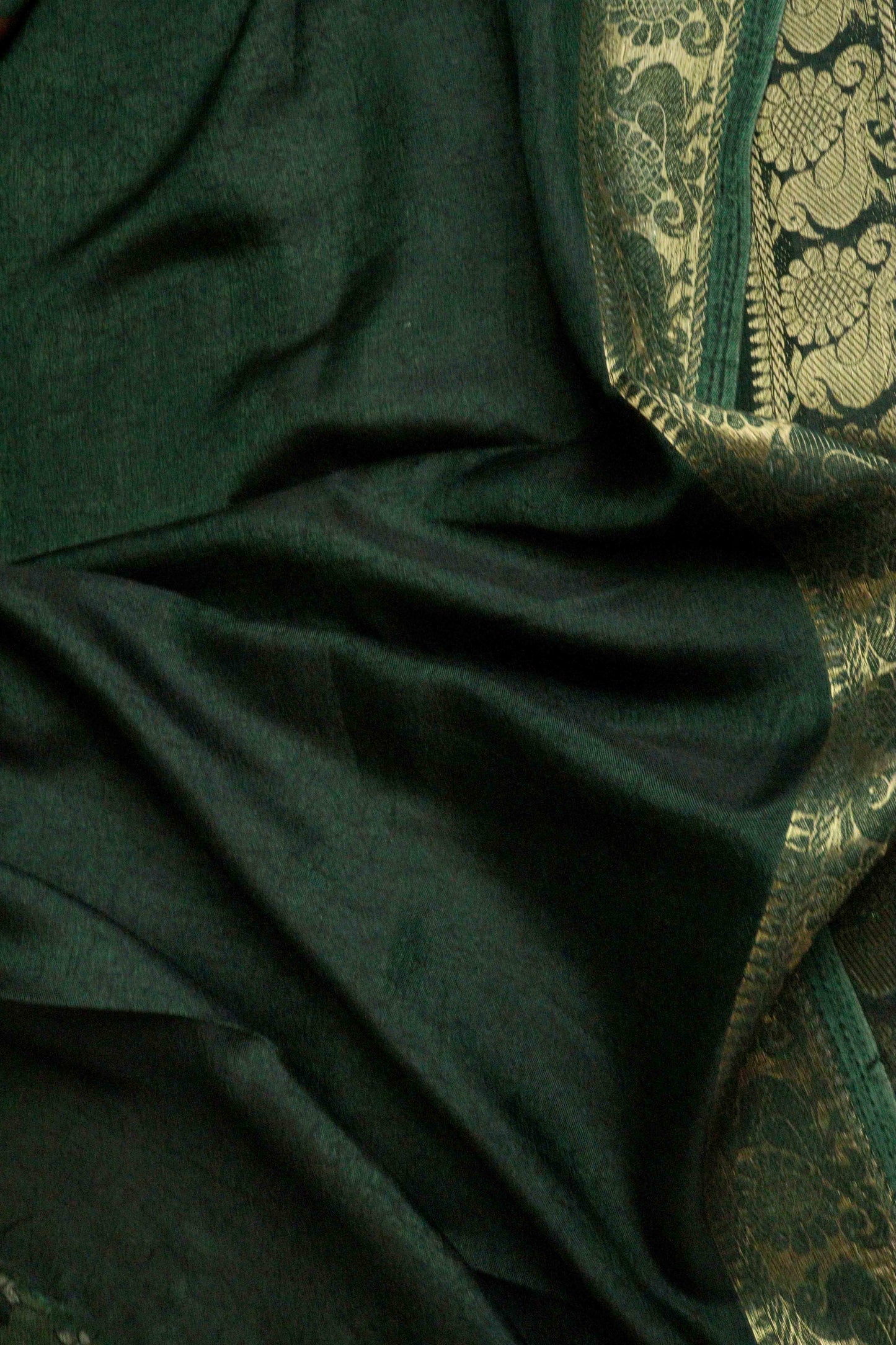 DCMS39 Olive Green Maheshwari Silk Sarees with Narayanapattu Border & Kalamkari Print