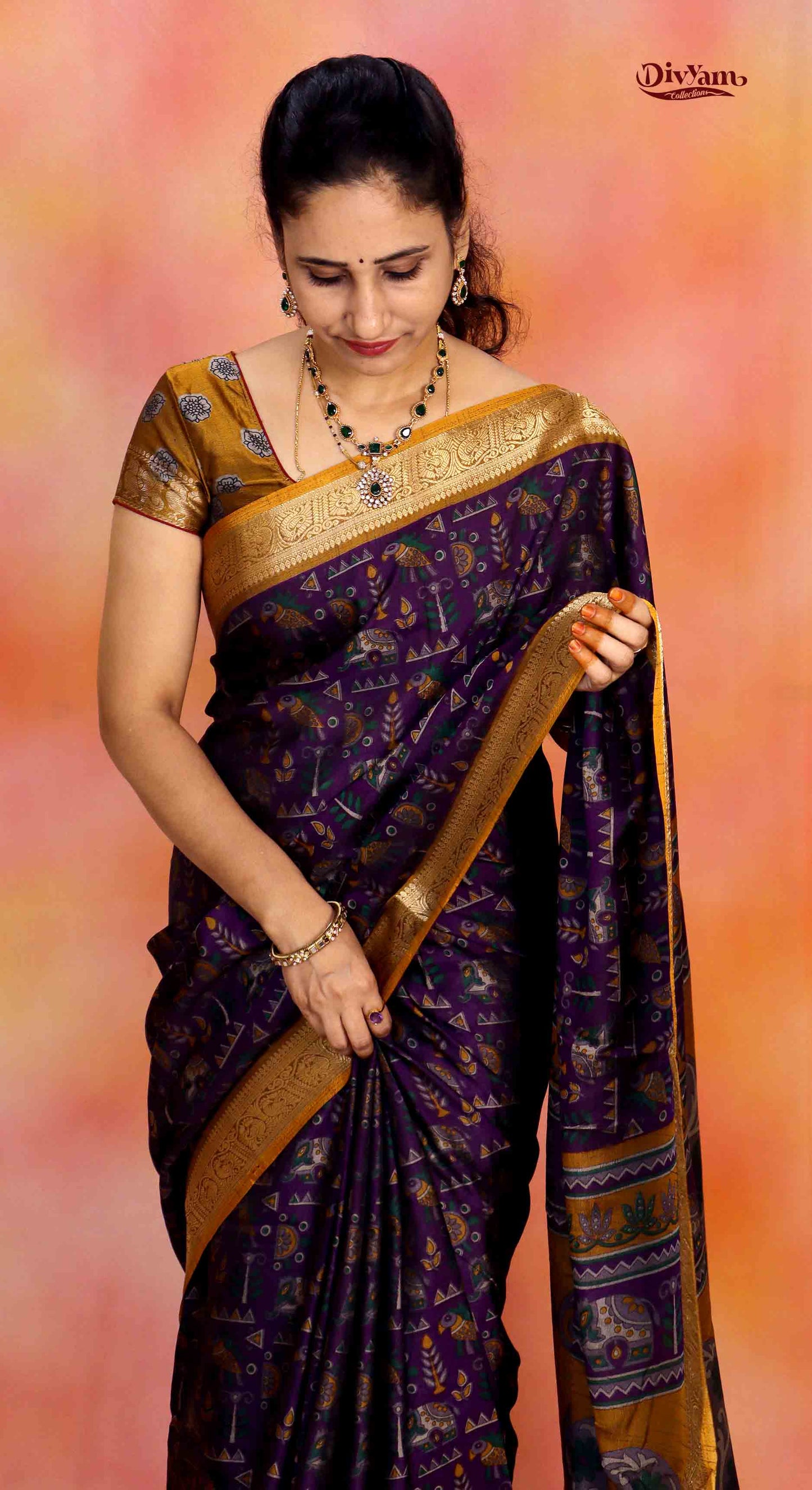 DC277 | Maheshwari Silk Saree with Kalamkari Animal Print & Rich Jari Border