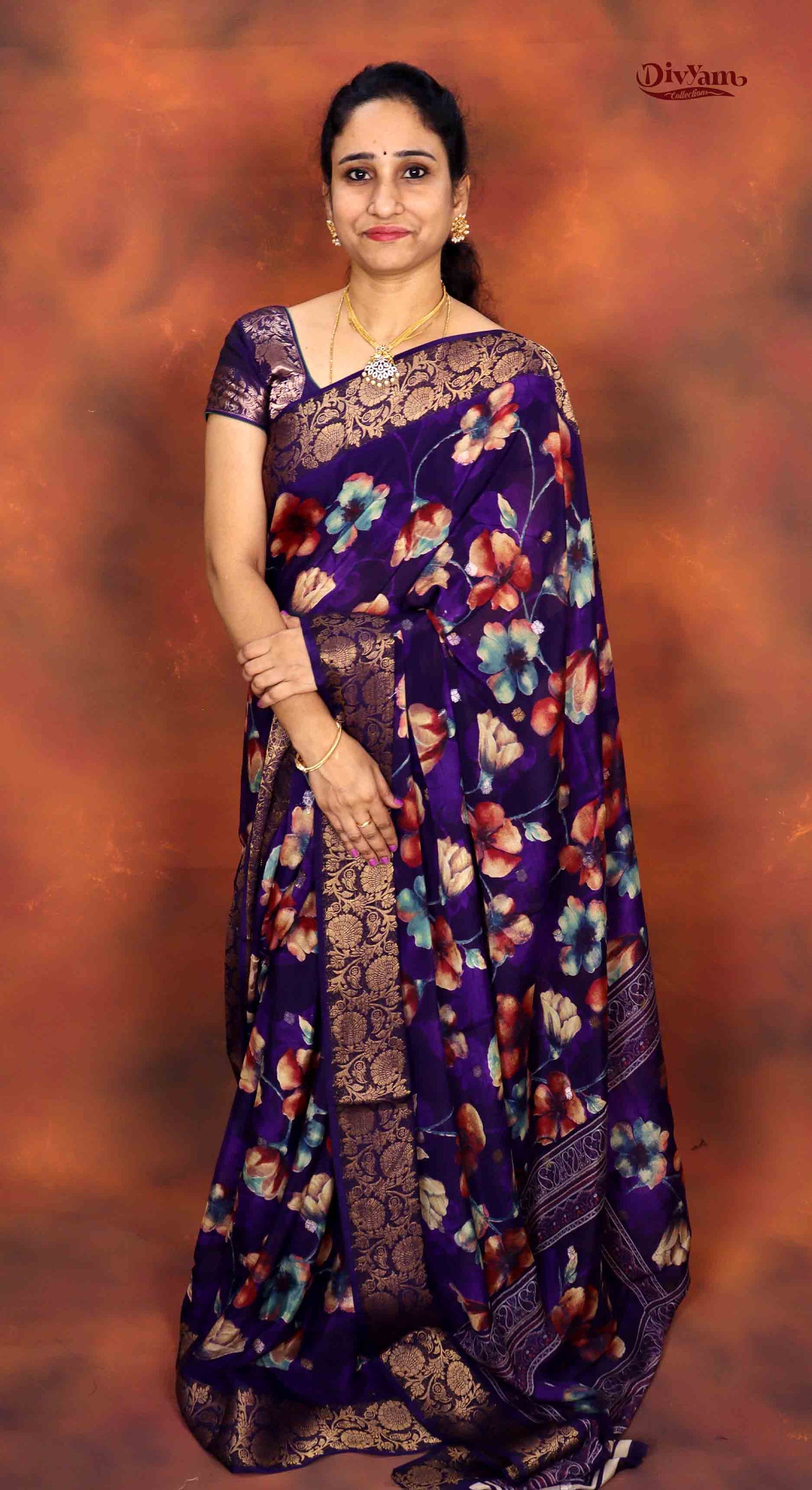 DC235 | Pure Crepe Saree with Floral Design & Heavy Zari Weaving | Elegant Party Wear