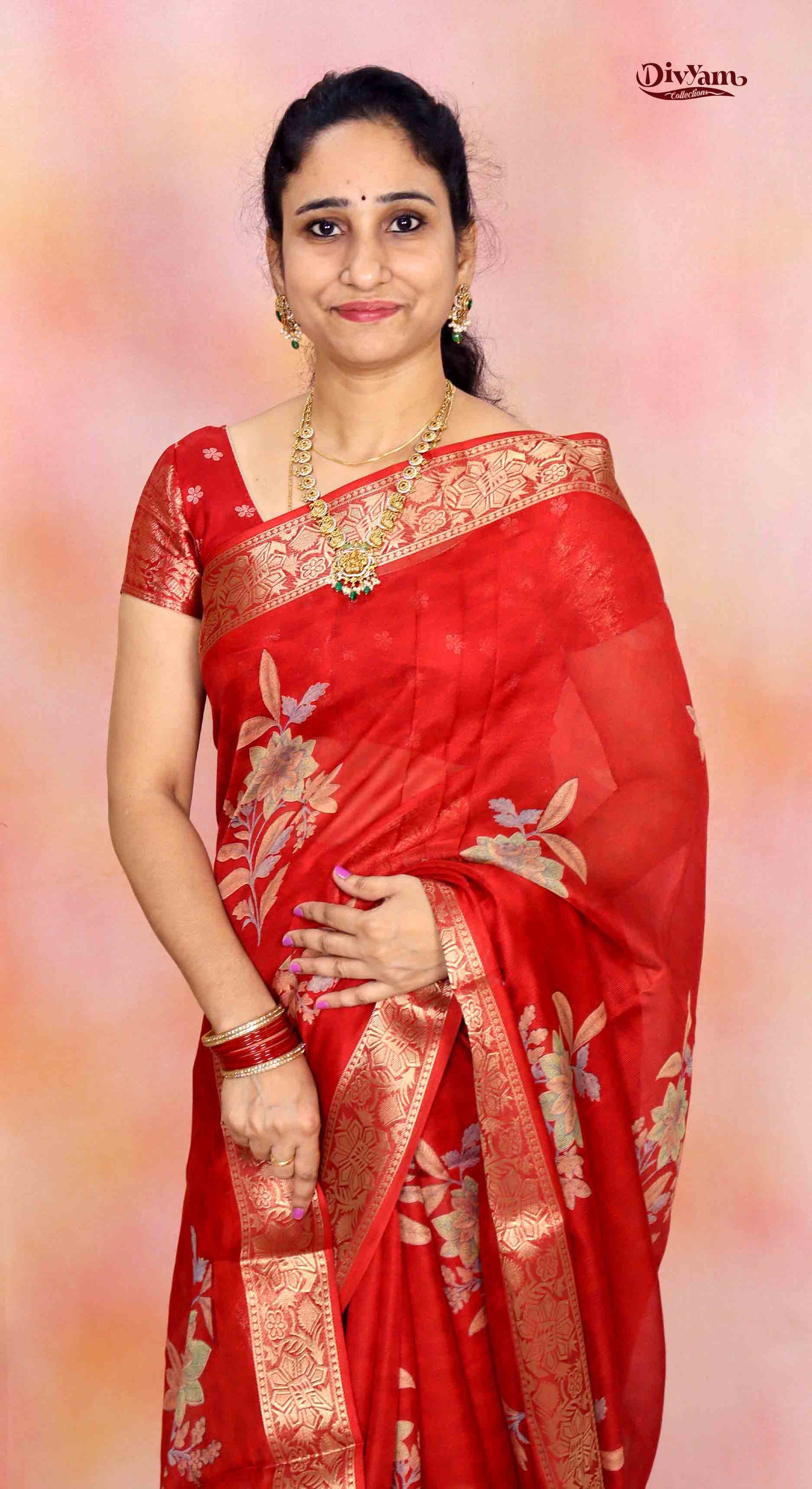 DC236 | Fancy Georgette Saree with Self Floral Weaving & Premium Zari Border