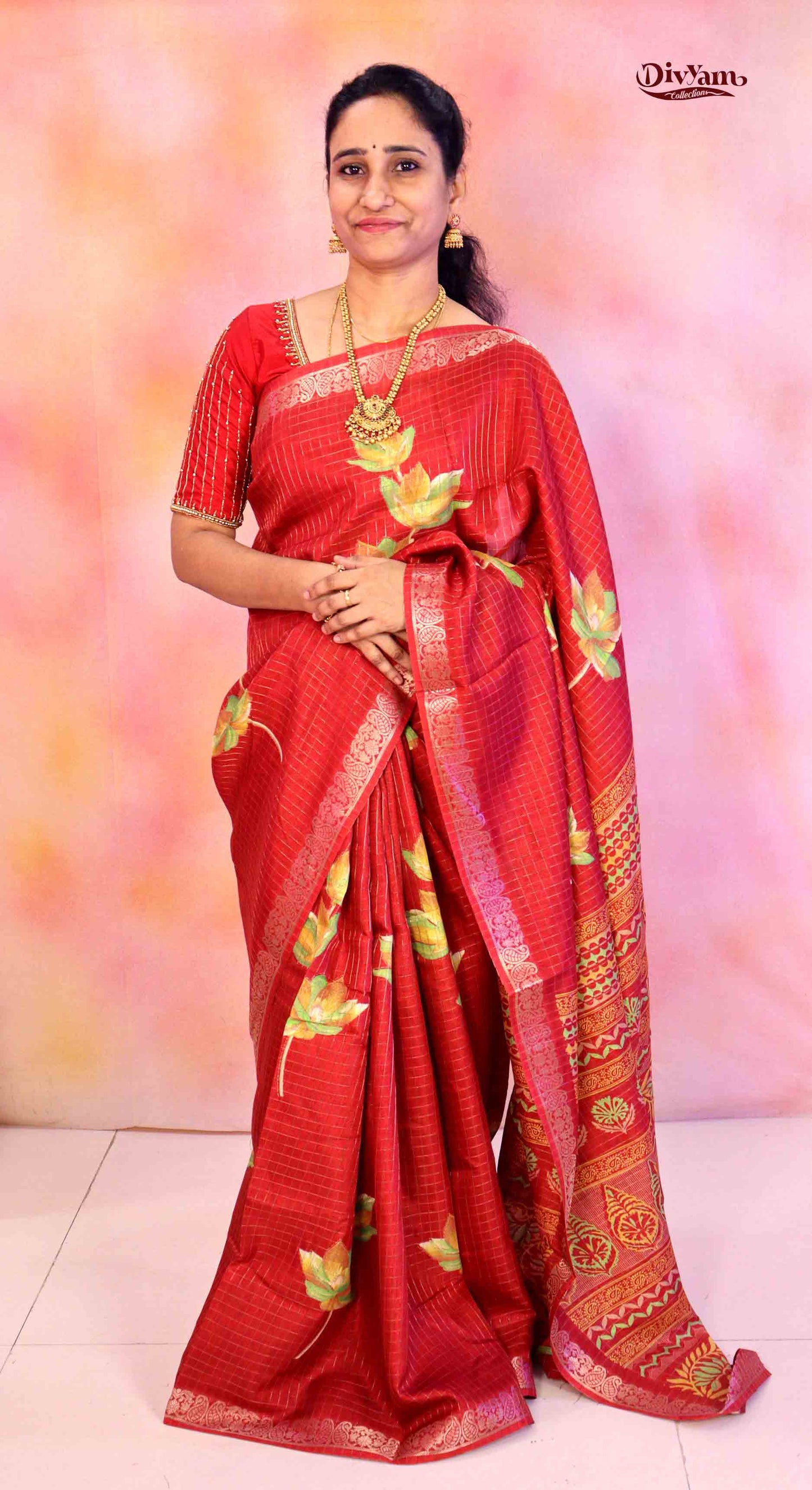 DC183 | Mangalagiri-Inspired Style | Dola Silk Jari Checks Saree with Floral Print & Running Blouse