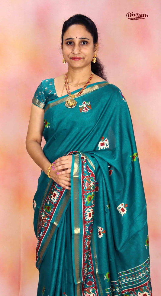 DC238 | Soft Silk Saree with Patola Design & Zari Temple Gap Border
