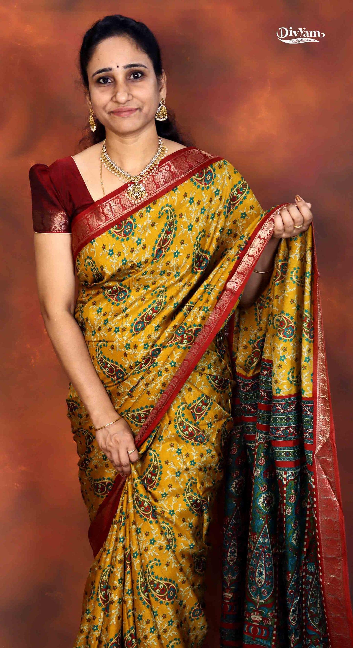 DC216 | Mango Design Saree with Narayanpet Border & Contrast Blouse